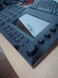 Akai MPC Touch - usado em bom estado