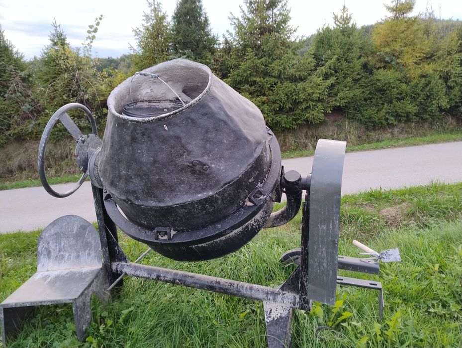 Sprzedam Betoniarkę 250l-290l