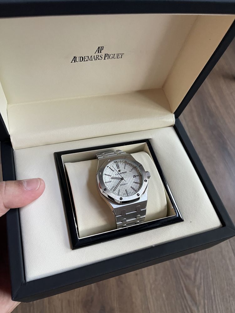 Nowy Zegarek audemars piguet nie patek philippe hublot