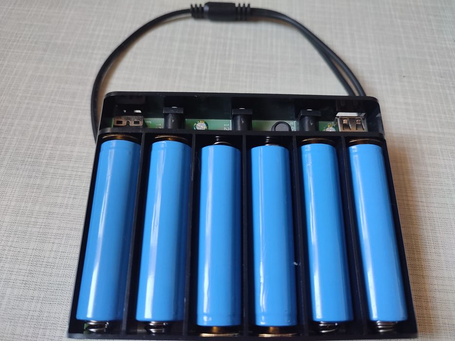 UPS, PowerBank для Wifi роутера, відеонагляд. Включив і забув)
