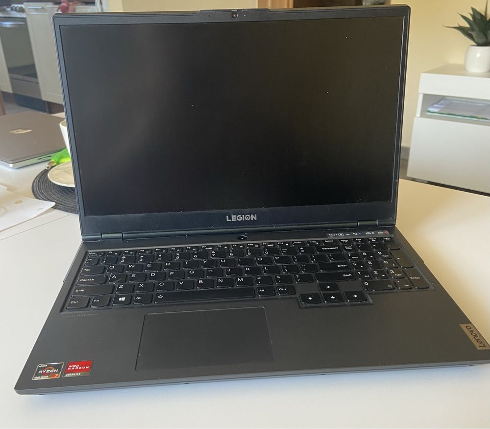 Laptop Lenovo Legion 5-15 /Ryzen 7 4800h/16GB/512Gb/RTX2060/120Hz