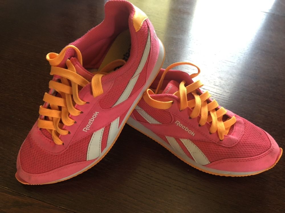 buty Reebok 35, sportowe dziewczęce/damskie