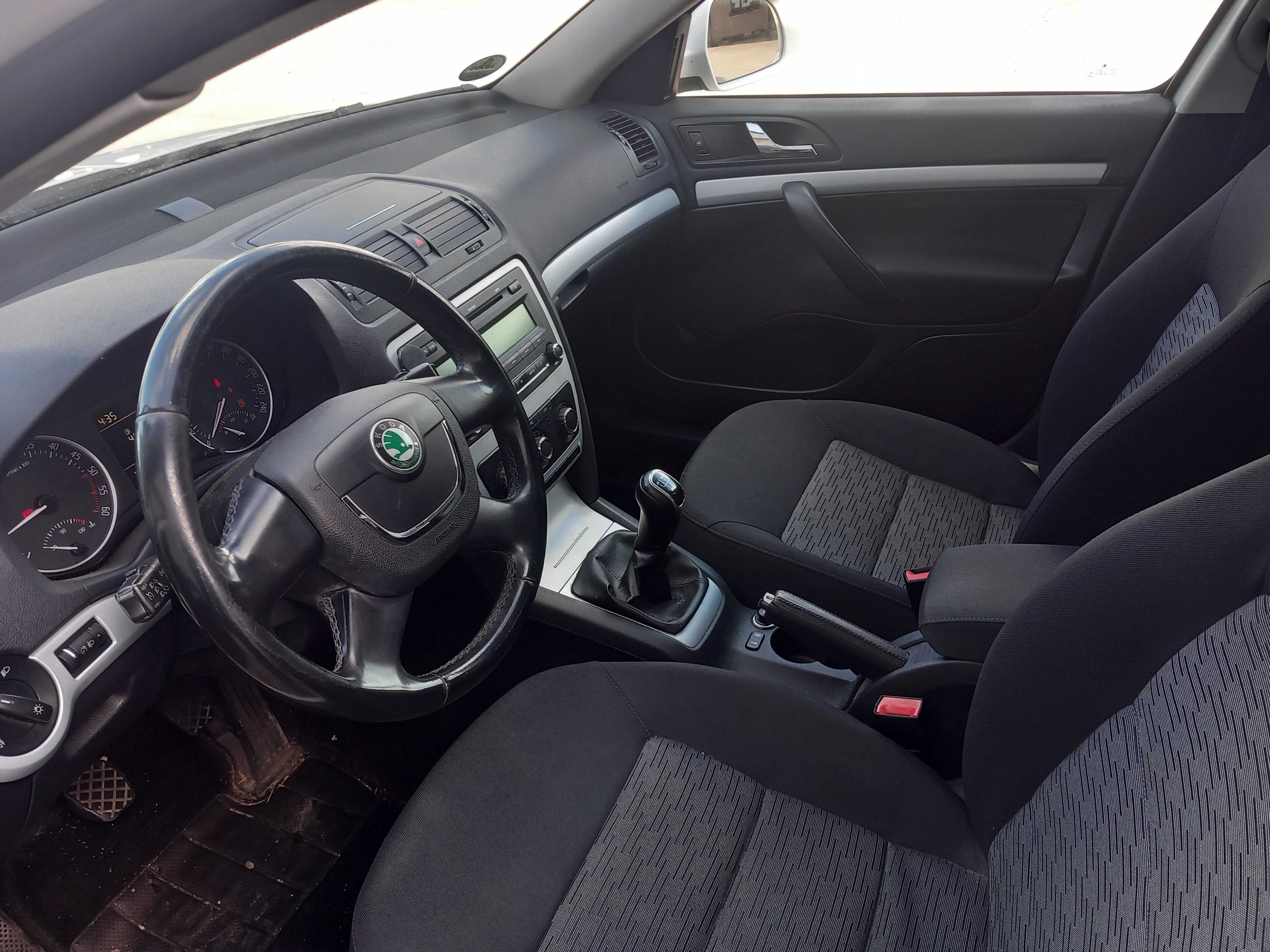 Skoda Octavia 1.6 tdi lift bez prawa rejestracji