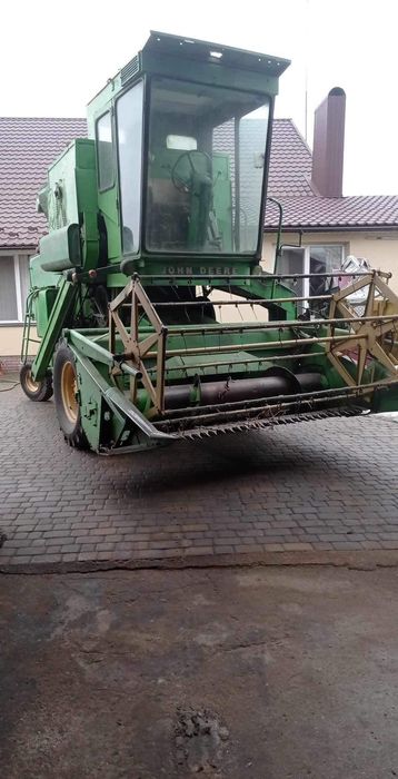 John Deere 330 комбайн