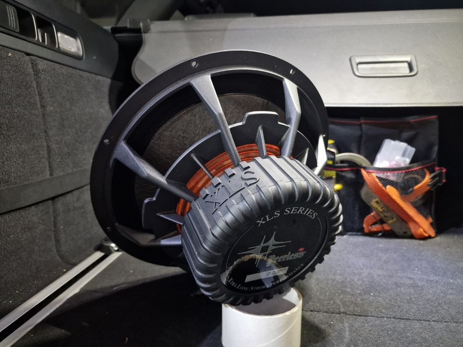 Skrzynia basowa subwoofer tuba Głośnik 30 cm Perrless XLS Car Audio