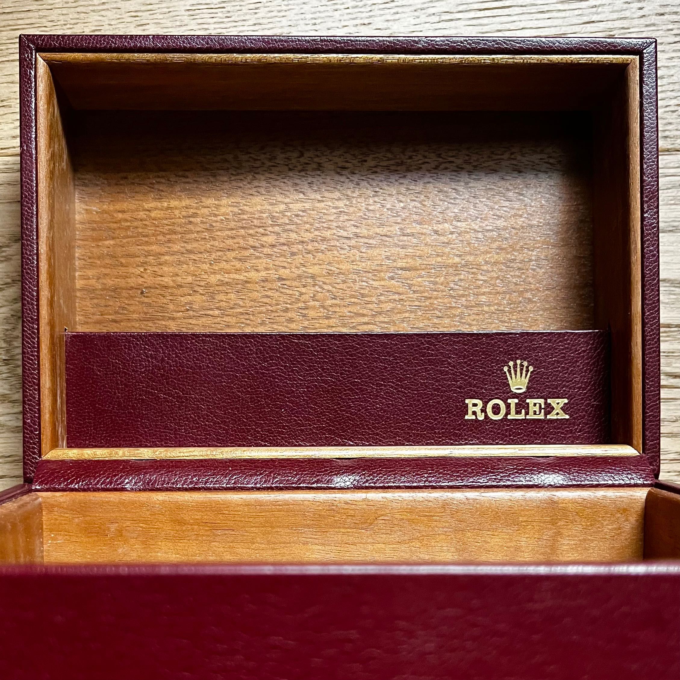 Rolex ekskluzywne oryginalne pudełko z drewna hebanowego.