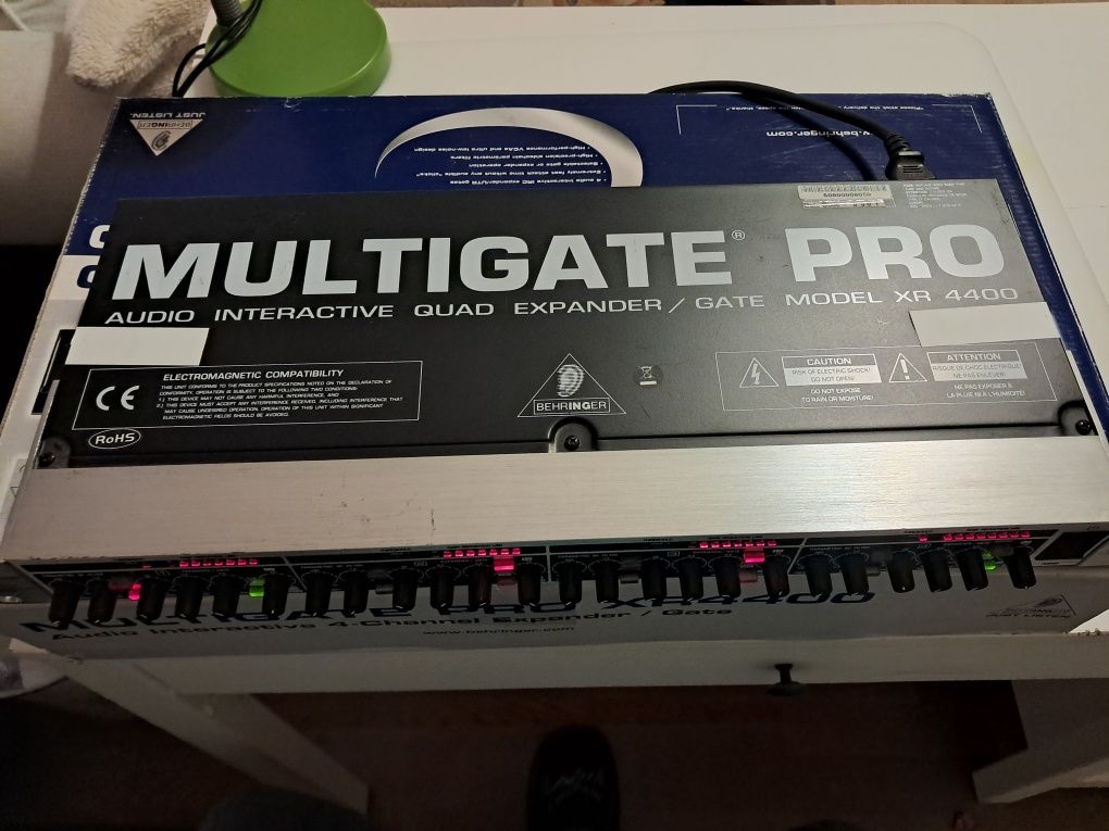 Behringer Multigate PRO XR4400 Expander/bramka.  Jak Nowa.