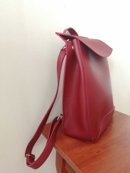 Жіночий рюкзак-трансформер з еко-шкіри. Колір марсала. Дуже вмісткий!