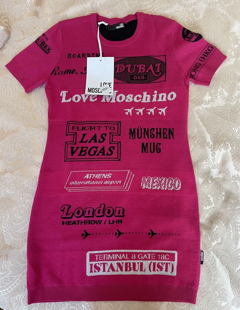 Плаття Love Moschino