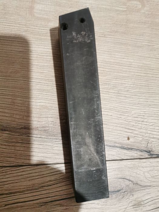 Nóż tokarski 25x25