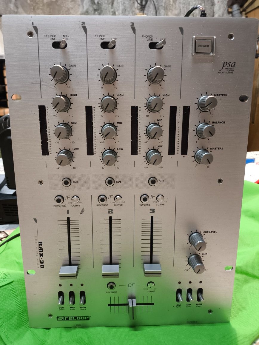 Mesa de mistura RMX- 30 Reloop Dj