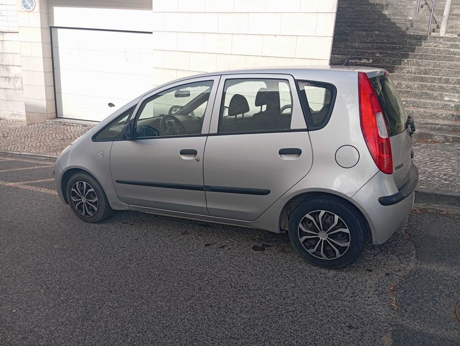 Mitsubishi Colt 1.1 AC 117.000km 2008