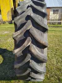 Opona 520/85R42   20.8 42