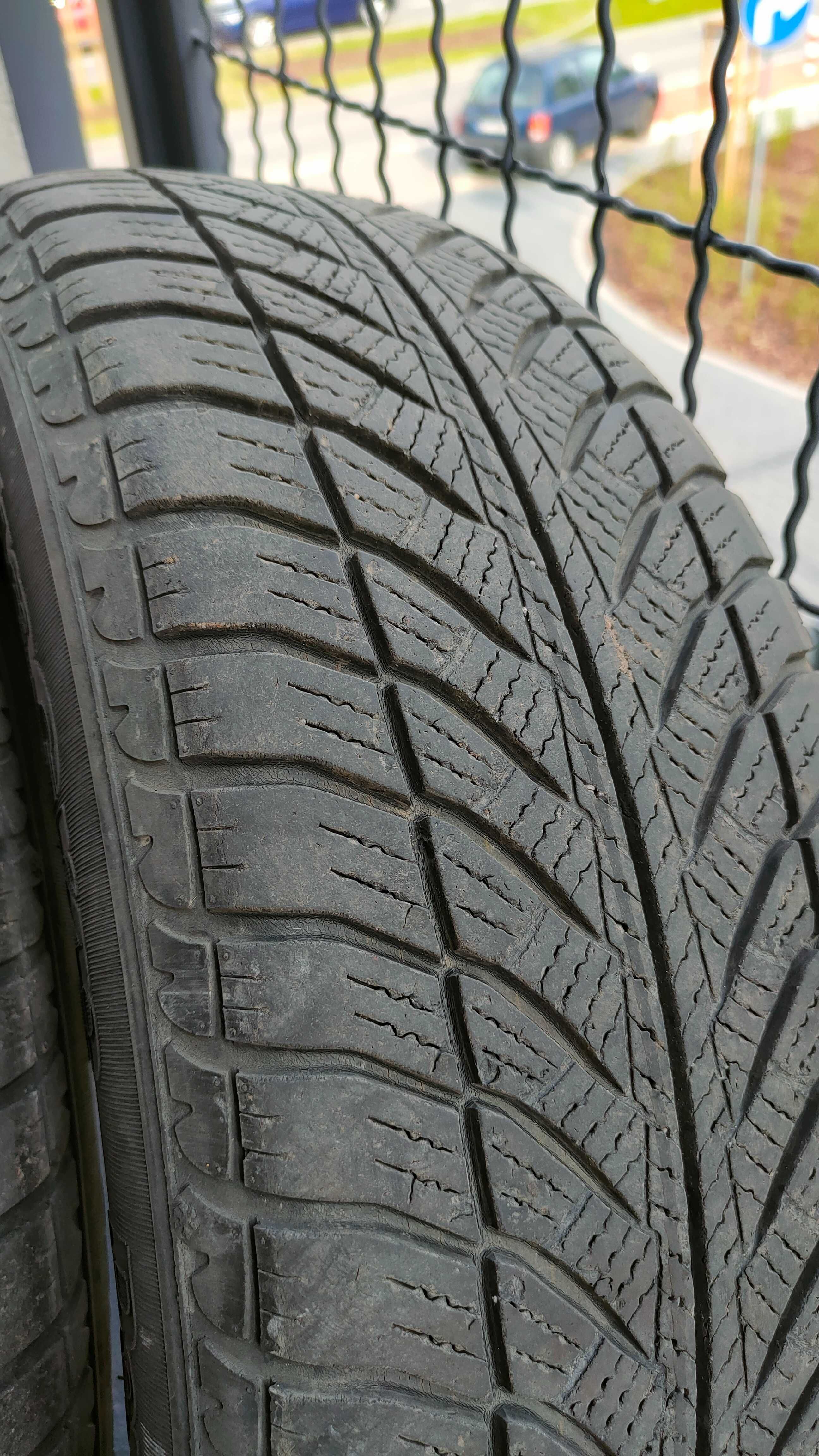 Opony Zimowe Goodyear Ultragrip Performance 2 - 205/60 R16 - 4 szt.