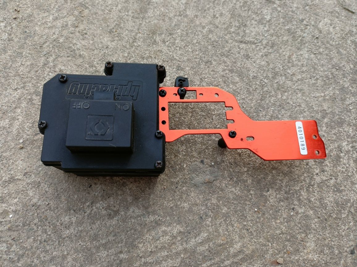 Hpi bullet mocowanie serwa box