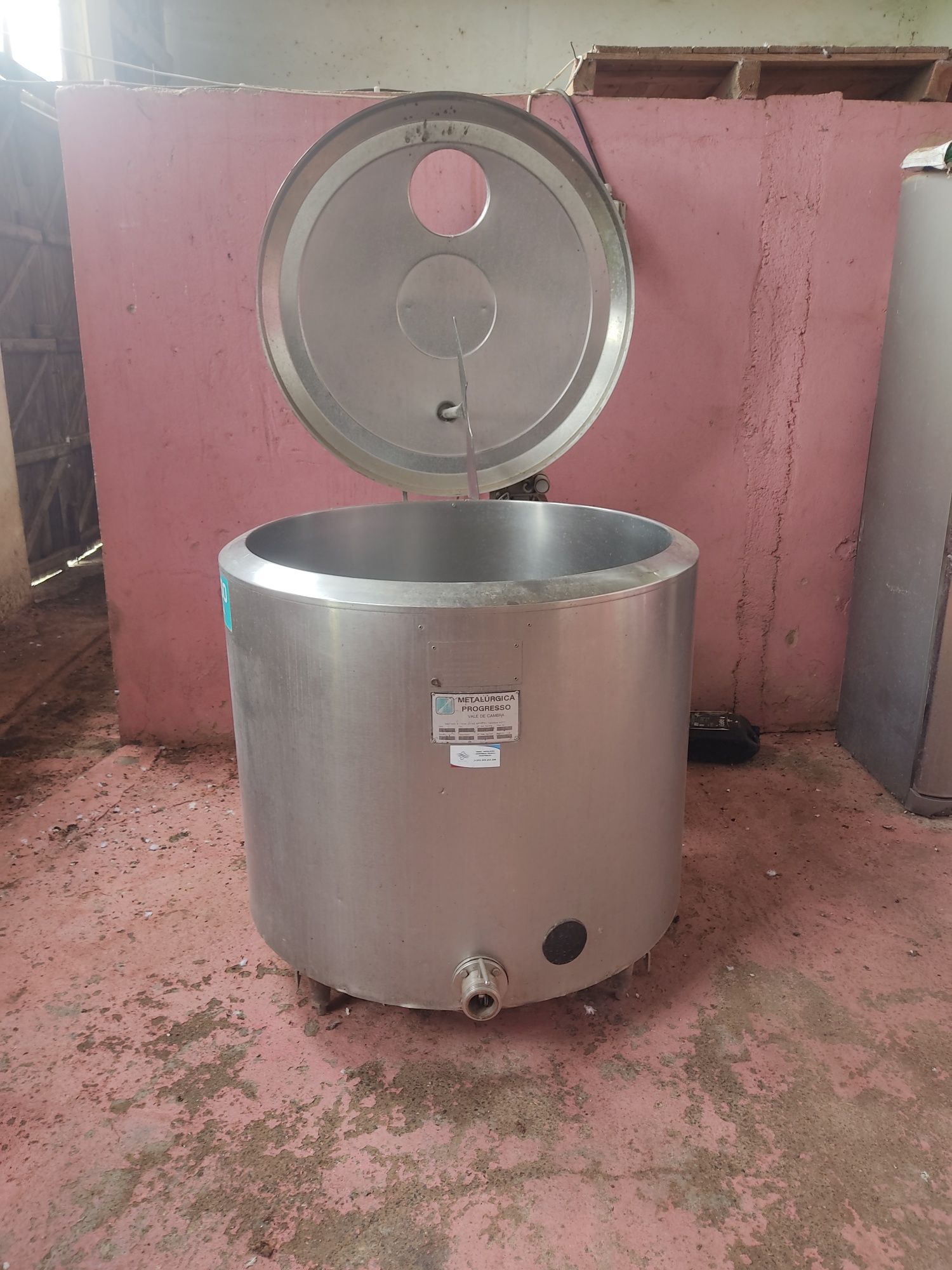 Tanque de leite refrigerado