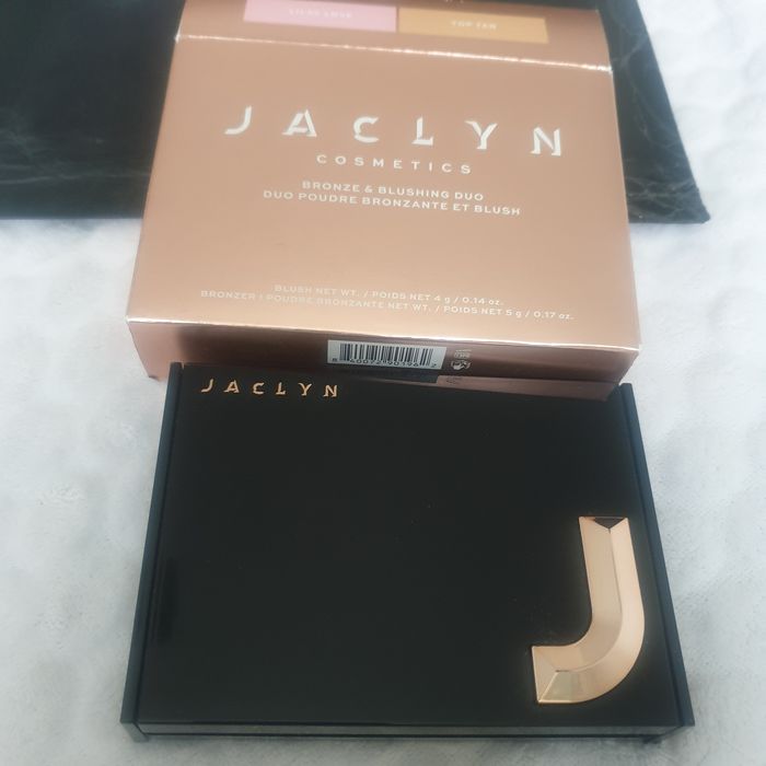 Jaclyn Hill Cosmetics bronzer+ róż