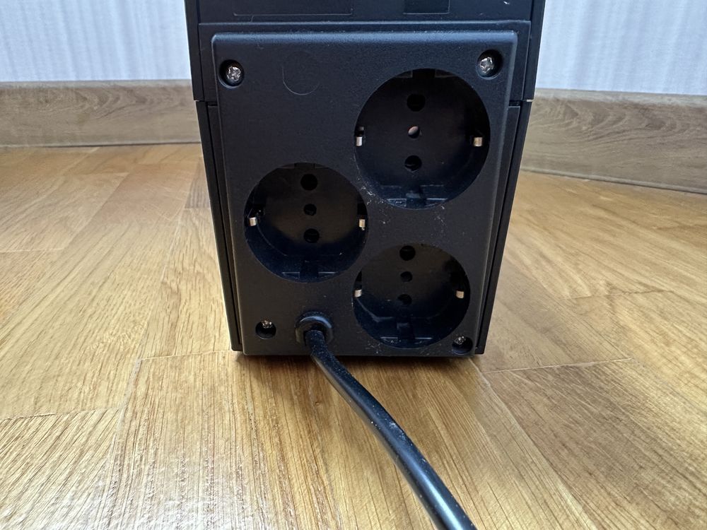 ДБЖ Powercom RPT 600 W, 1000A 3 розетки Schuko