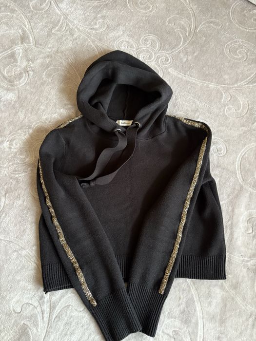 Стильний светр Zara