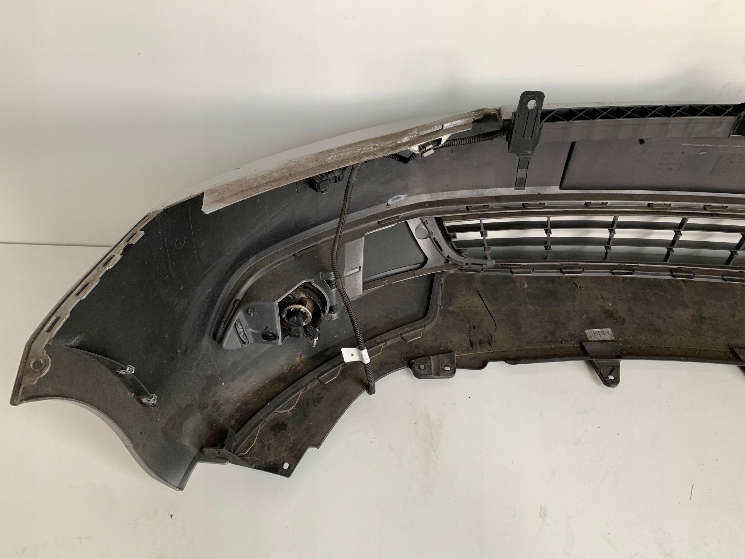VW Jetta 5C Zderzak Przedni przód 4xPDC Kompletny oryginał demontaż…