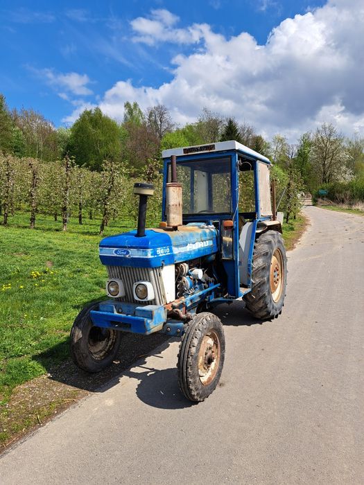 Ciągnik sadowniczy Ford 3055  5610
