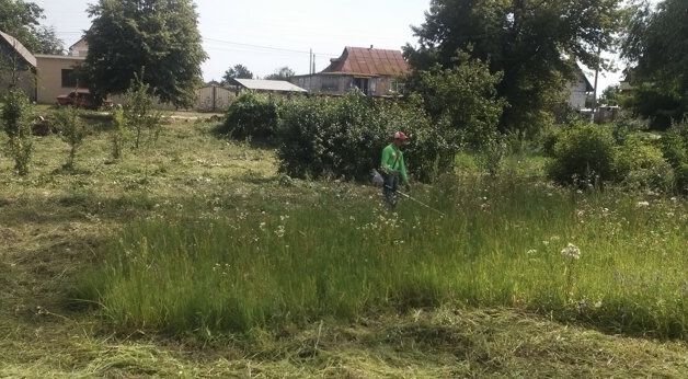 Покіс трави бурʼяну прибирання ділянок Осокорки Бортничі Позняки