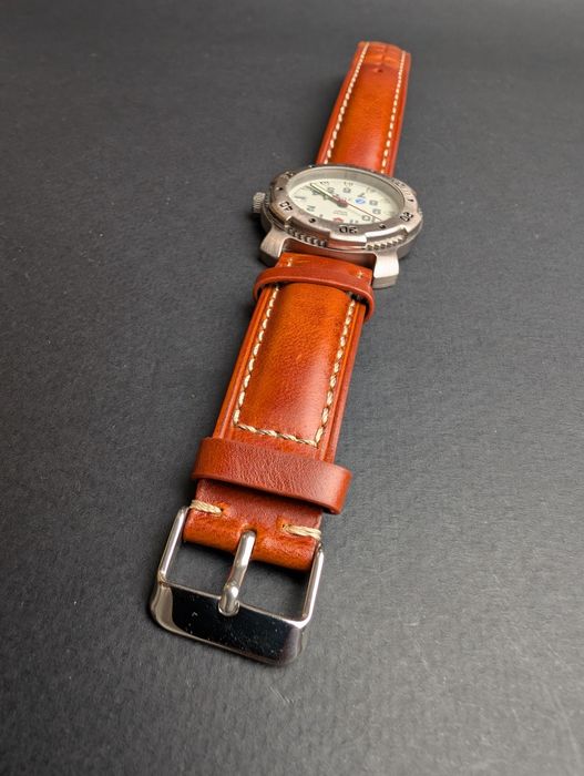 Швейцарський вінтажний годинник Viktorinox  Sviss army