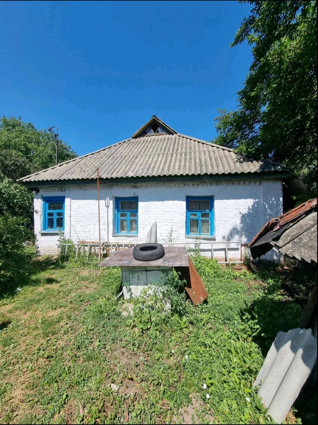 Мачухи, окремий будинок з великою земельною ділянкою.