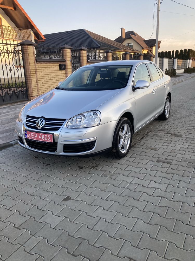 Jetta 1.6 MPI бензин. 2006 р