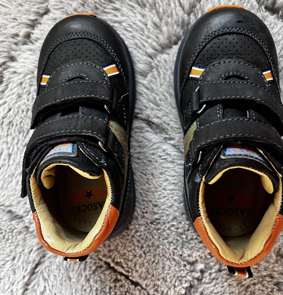 Półbuty chłopięce, sneakersy skóra skórzane r 22