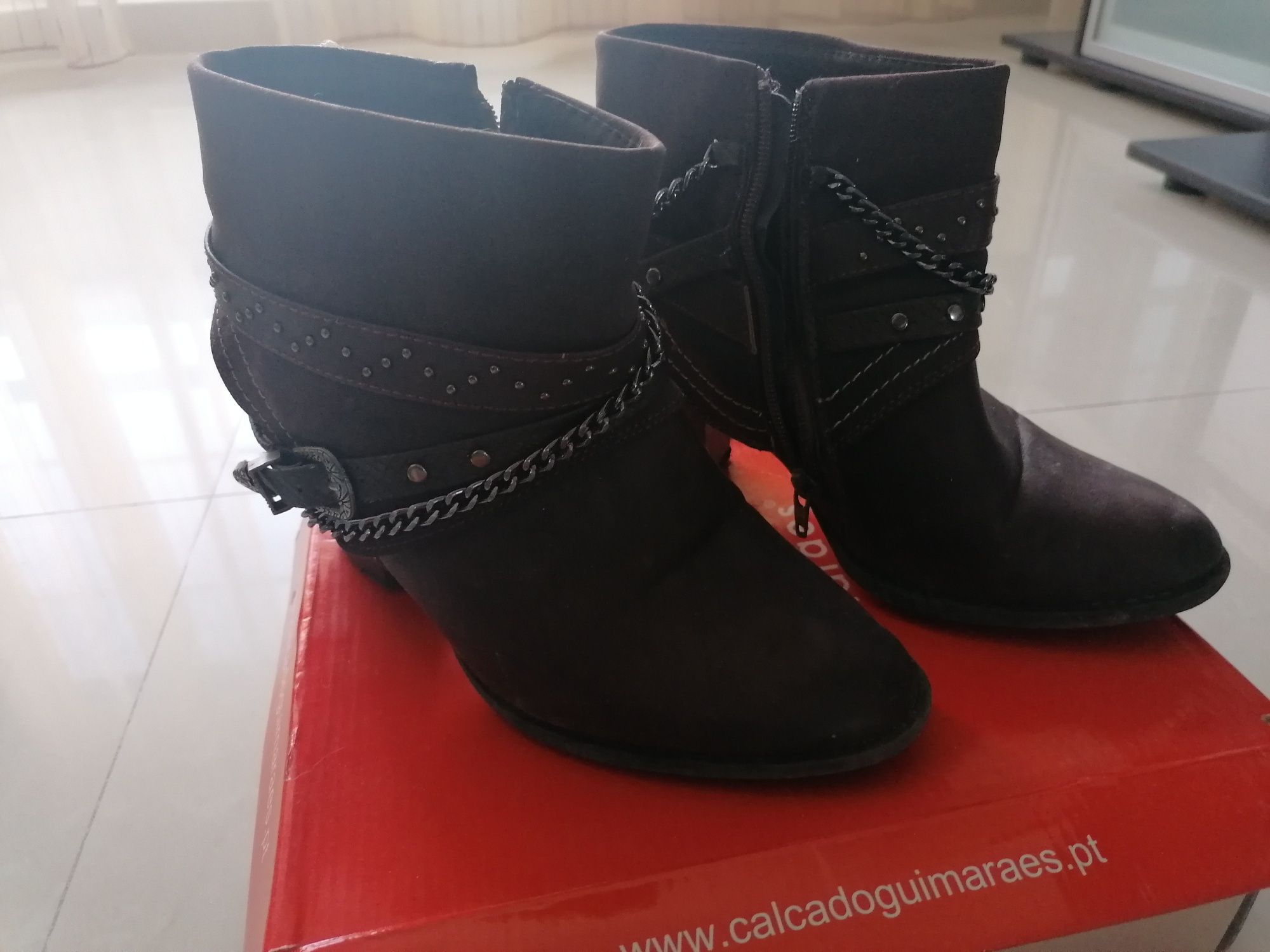 Botas castanhas Seaside