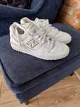 Buty NB model 550 r 39