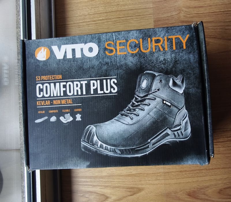 Bota em pele Vitto Security N43 ( impecável)