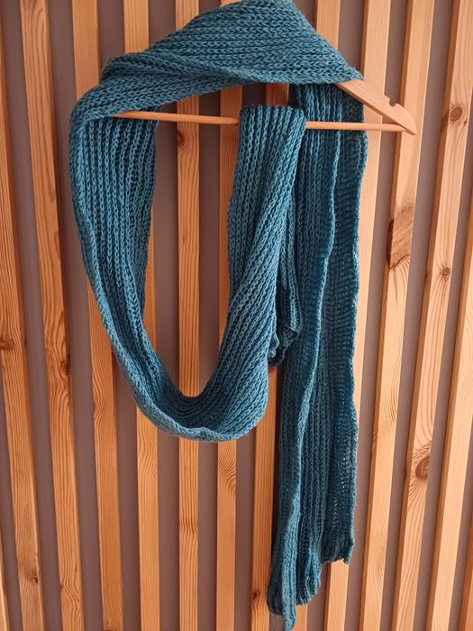 Turkusiwy, ręcznie robiony, bardzo długi szal