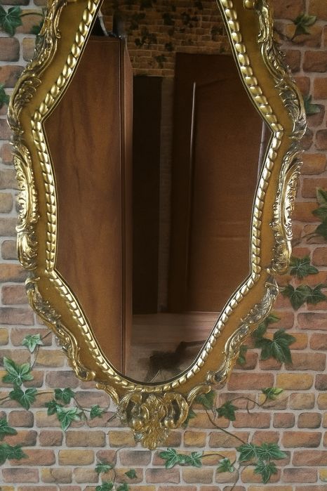 Lustro bogato zdobione