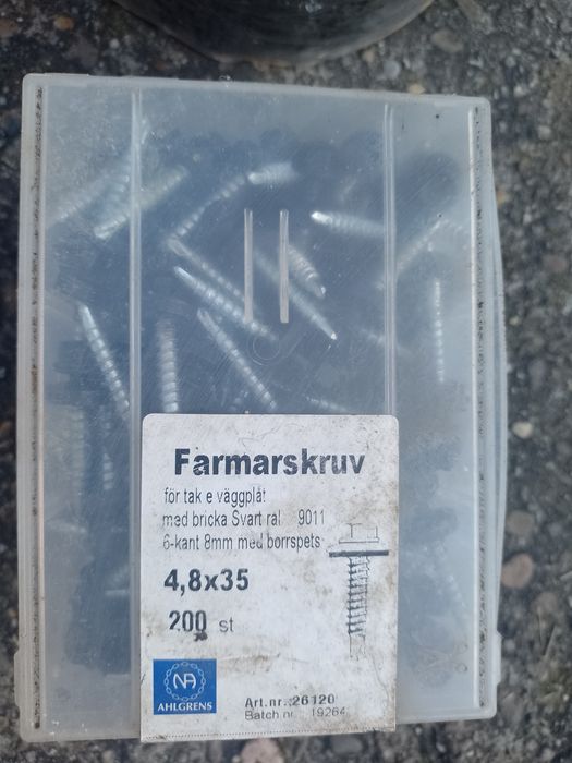 Taśma dekarska wkręty dekarskie