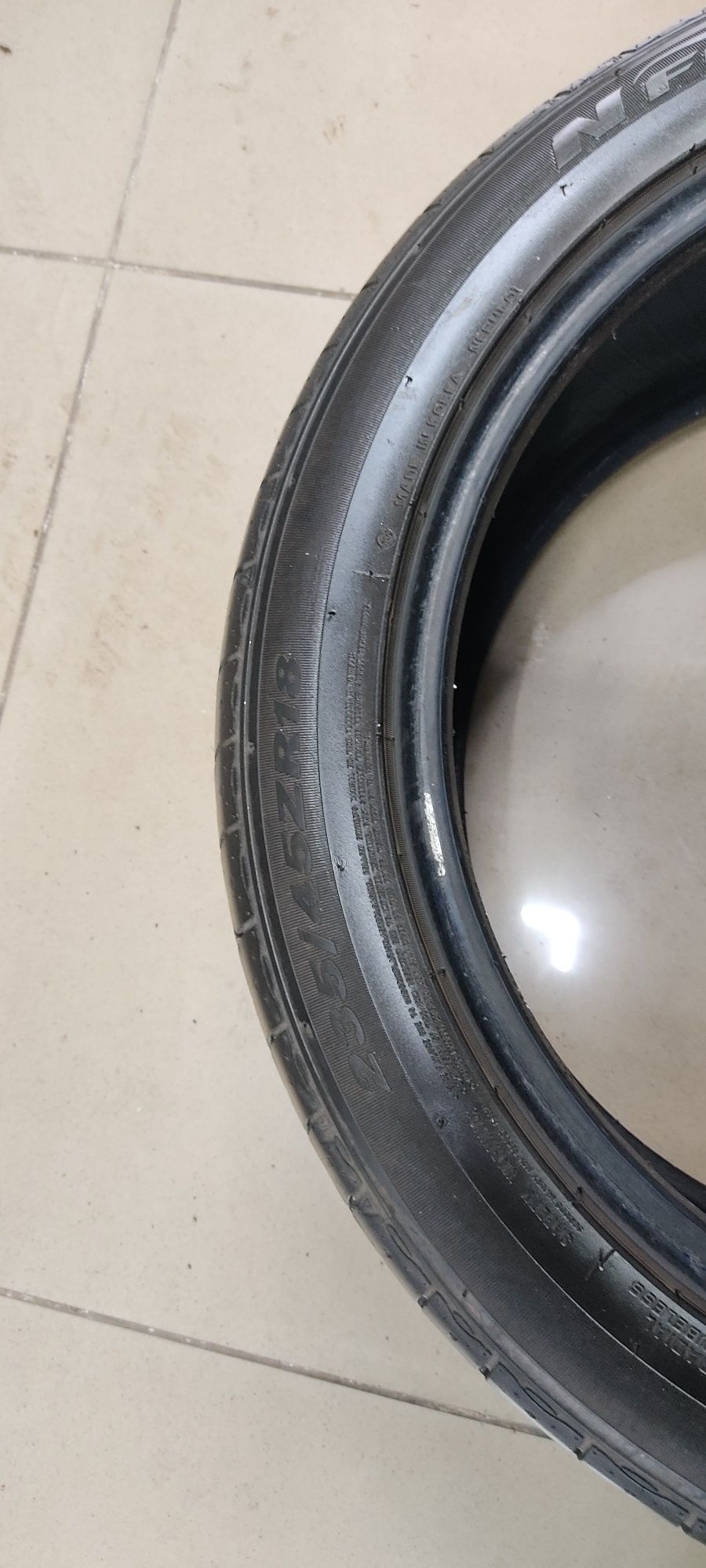 235/45 R18 Roadstone RU1