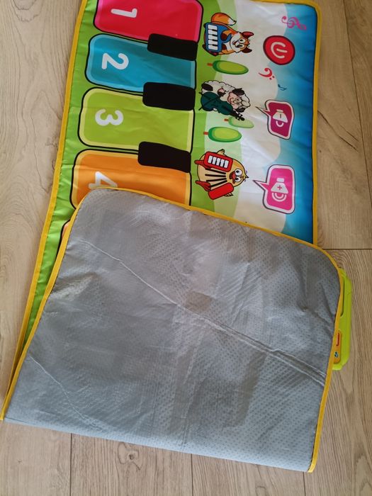 Mata grająca, pianinko dla dzieci