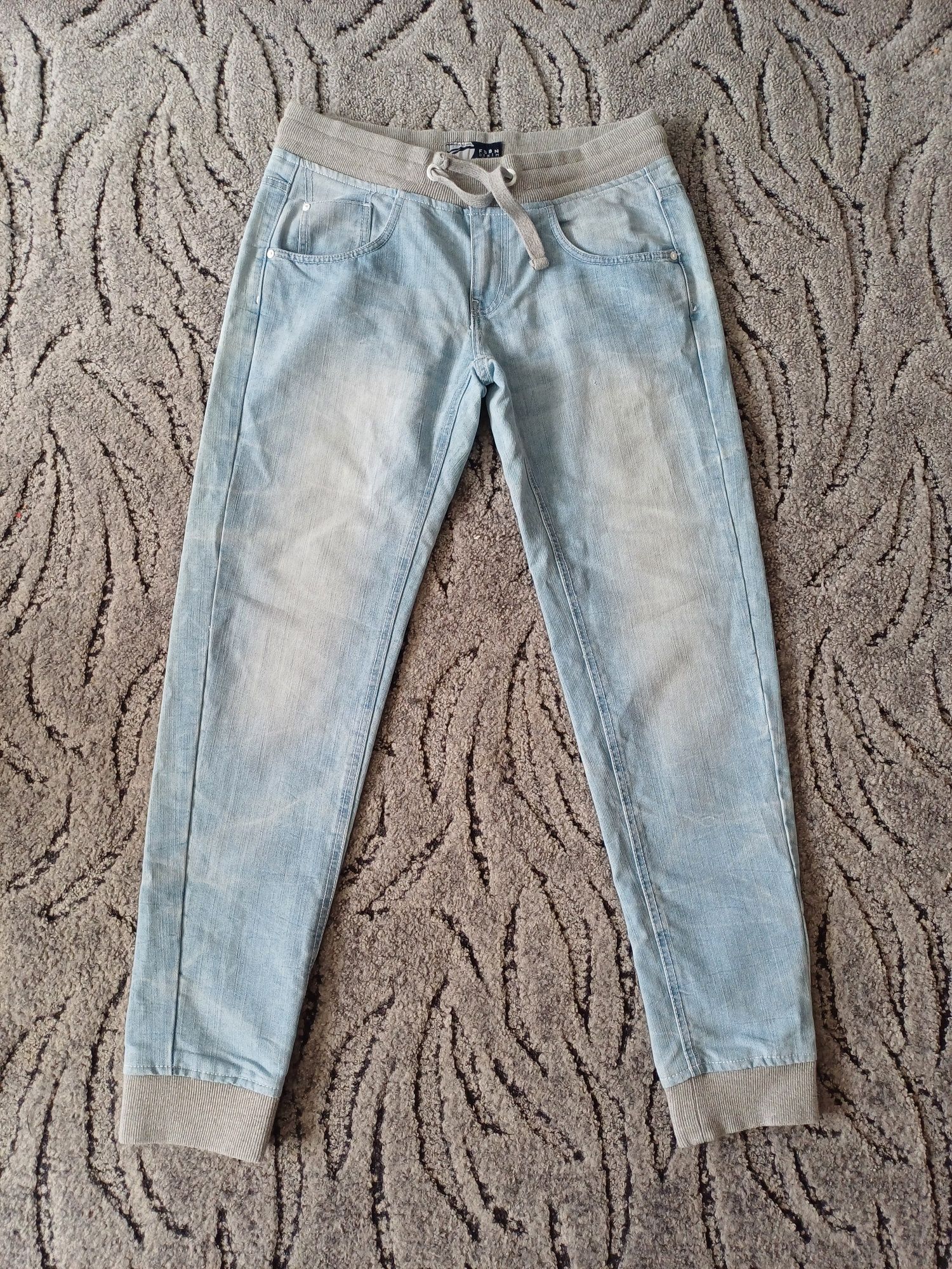 Joggery jeans Fishbone spodnie M jak NOWE bdb stan OKAZJA