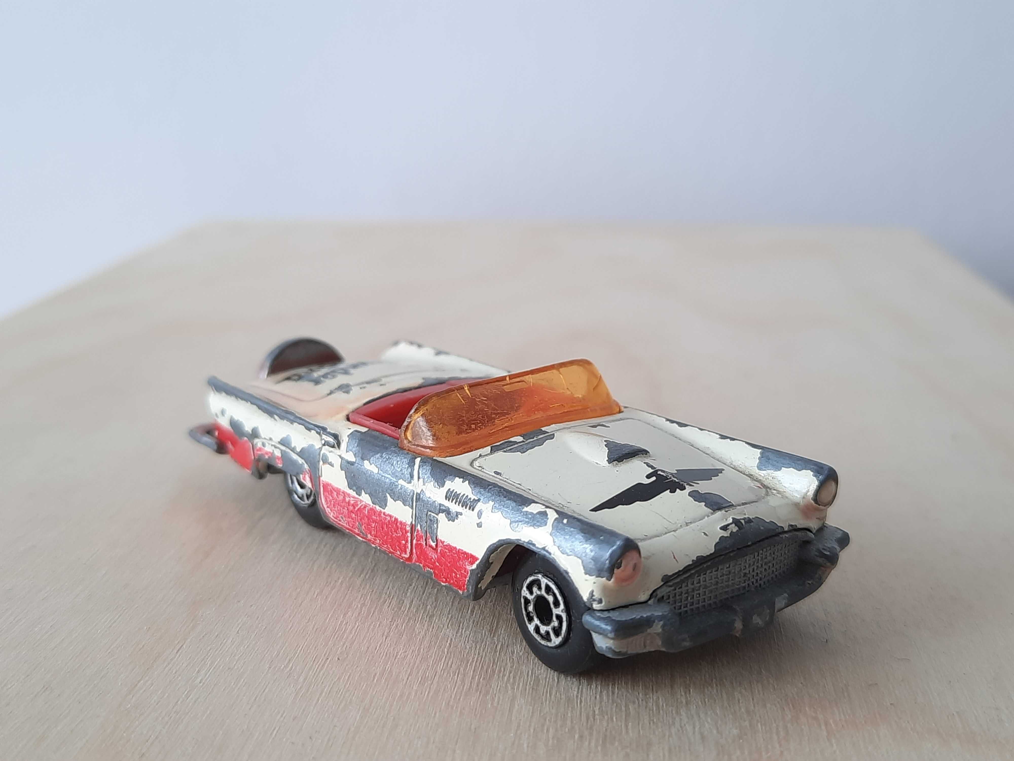 Matchbox Ford Thunderbird 1957