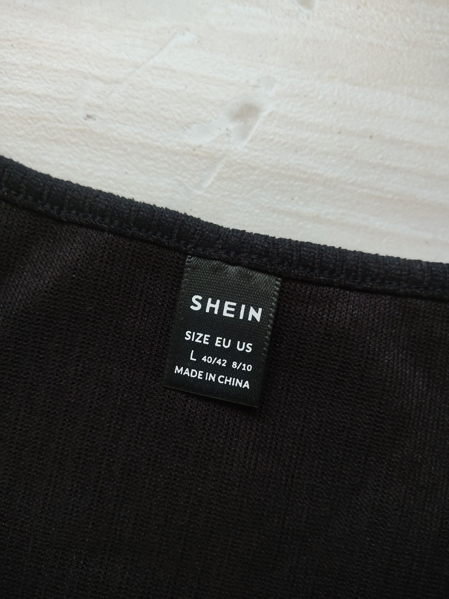 Vestido preto novo