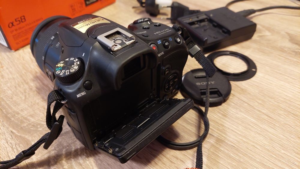 Aparat Sony a58 z obiektywem Sony i gratis Minolta