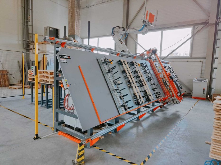 Automat, zbijarka do palet każdego typu z robotem, robot do palet!