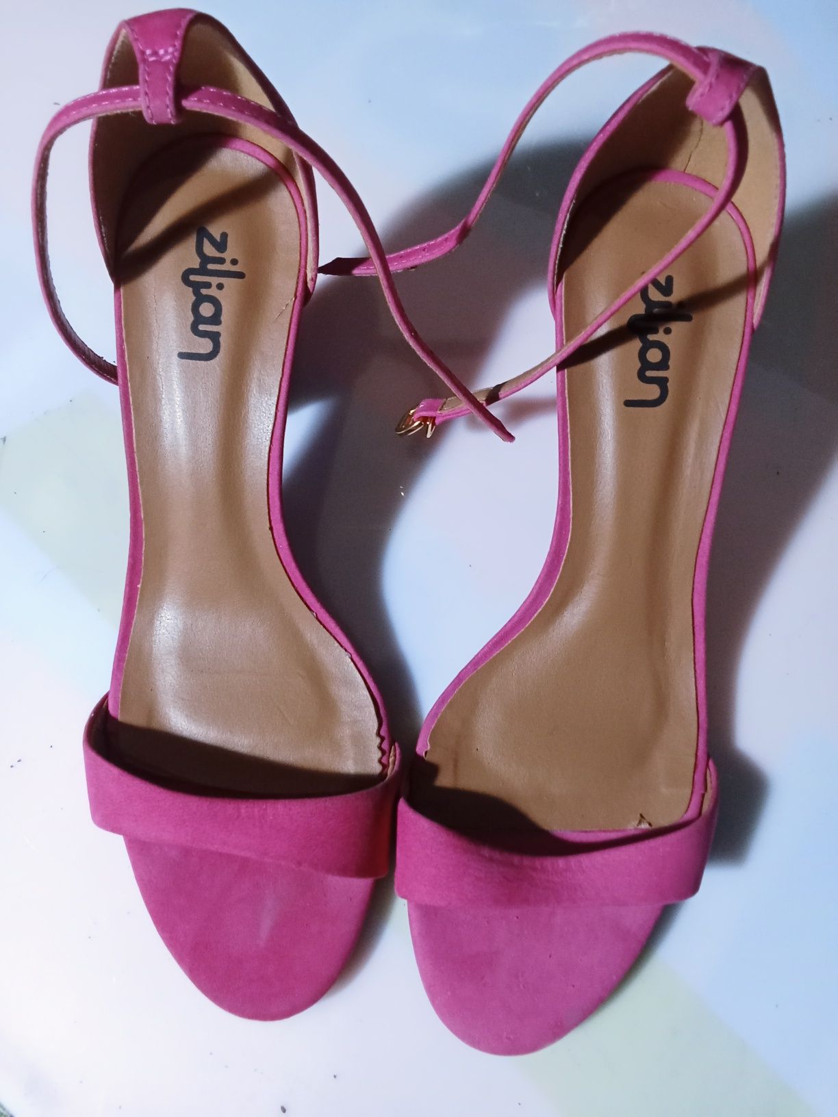 Sapatos de senhora, elegantes, número 38,Ref 65
