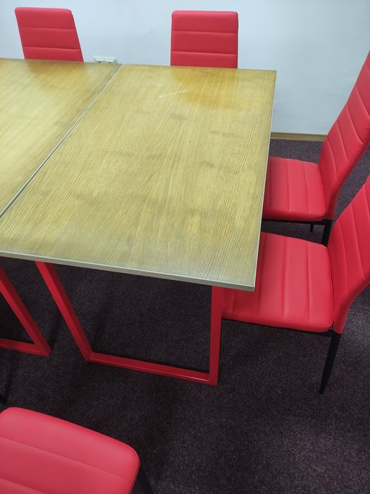 Стіл,столи для кафе,офісу,залу,дому