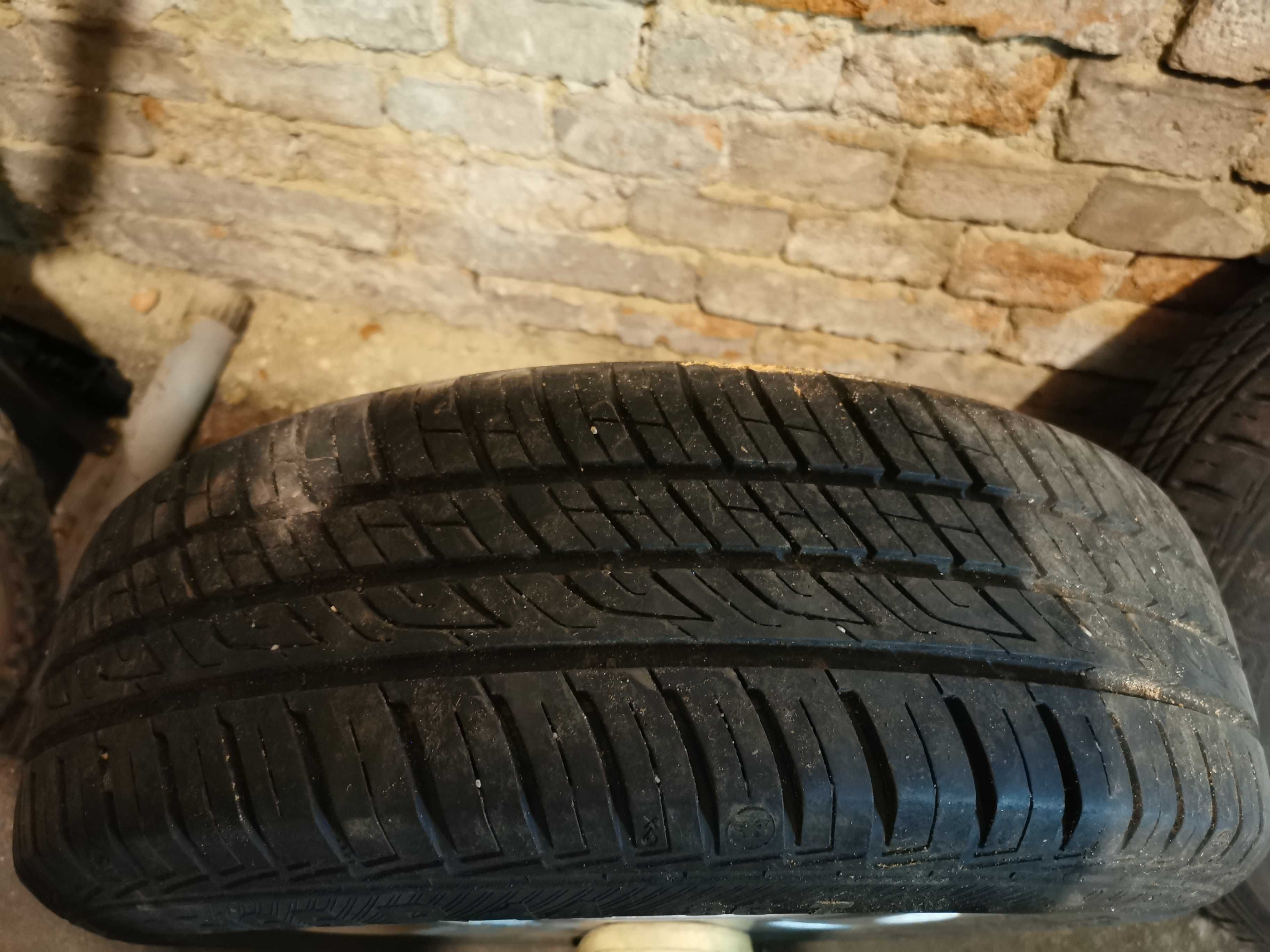 Ford Focus mk1 felgi z oponami 185/65 R14 4x108