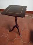 Mesa para bibelots
