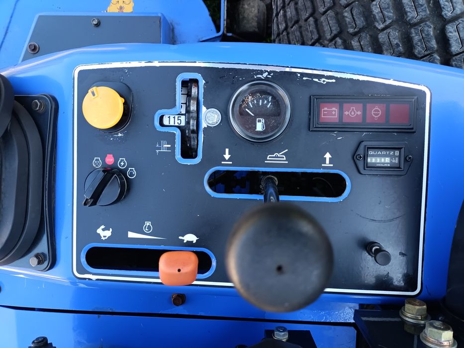 Sprzedam kosiarka traktorek iseki sz330 zerowy promień skrętu