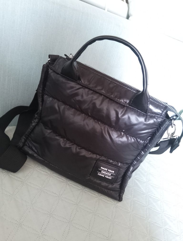 Продам женскую сумочку LC WAIKIKI