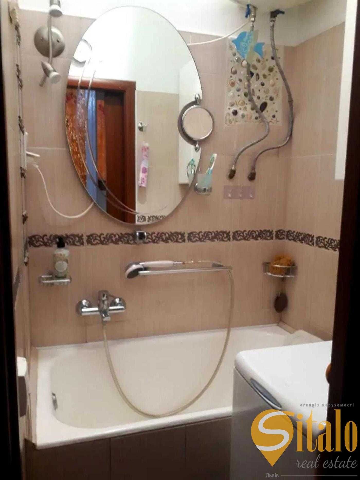 Продаж 2 кімнатної квартири, вулиця Коновальця
